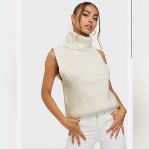 2nd day Women's Cream sleevless turtles Sweater size L NWT